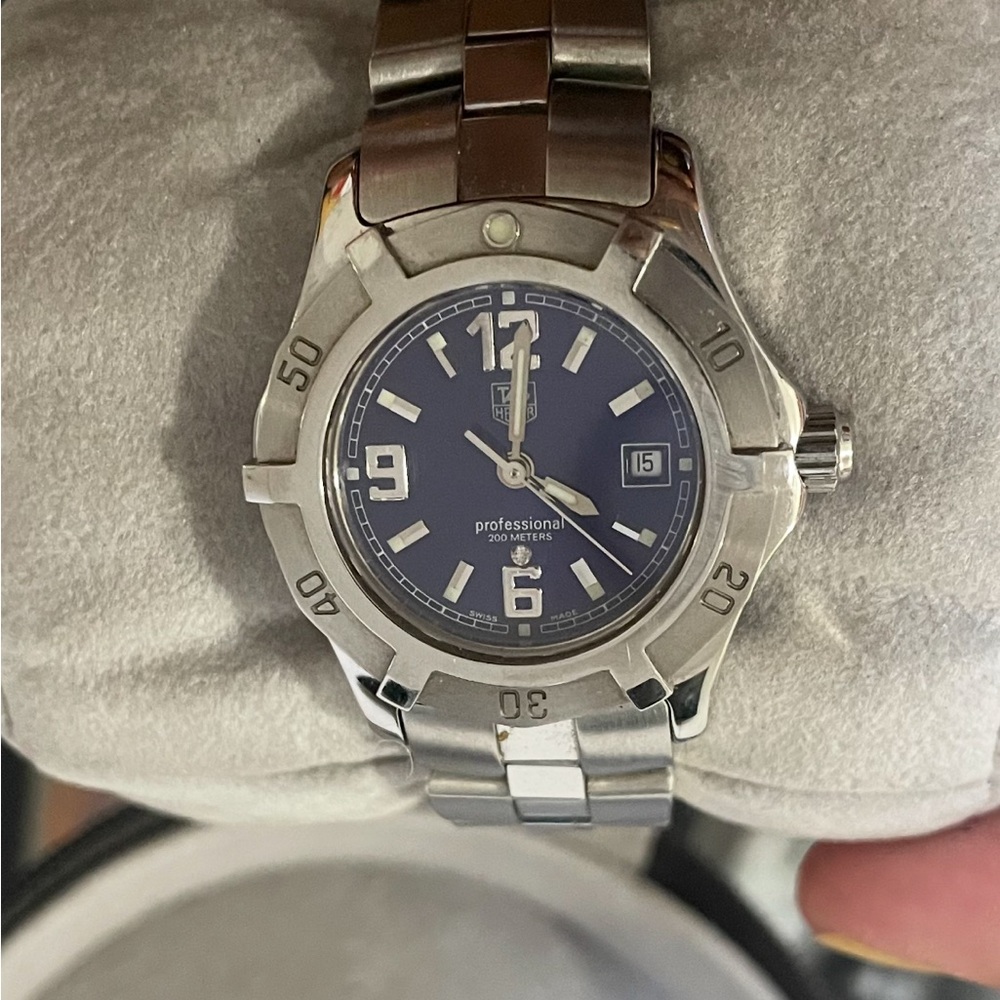 Ladies Tag Heuer Quartz Watch - Picture 5 of 6